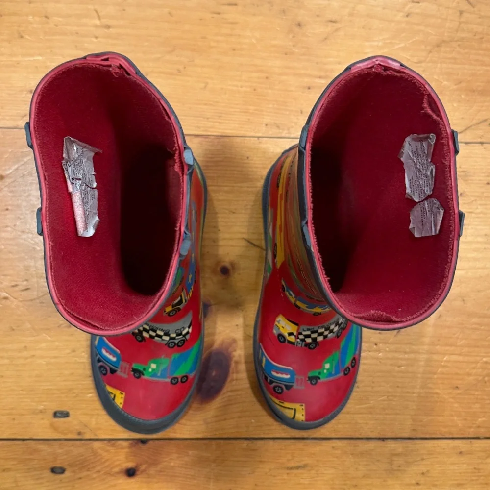 Hatley Kids Rain Boots with Vehicle Design Red Trucks toddler size 11